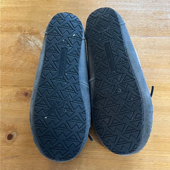 Minnetonka Women’s Moccasin Slippers Size 9N Gray Lined Ankle Booties lodgecore - Picture 7 of 7
